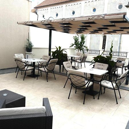 Apartments Villa Mira Kaštela Kültér fotó