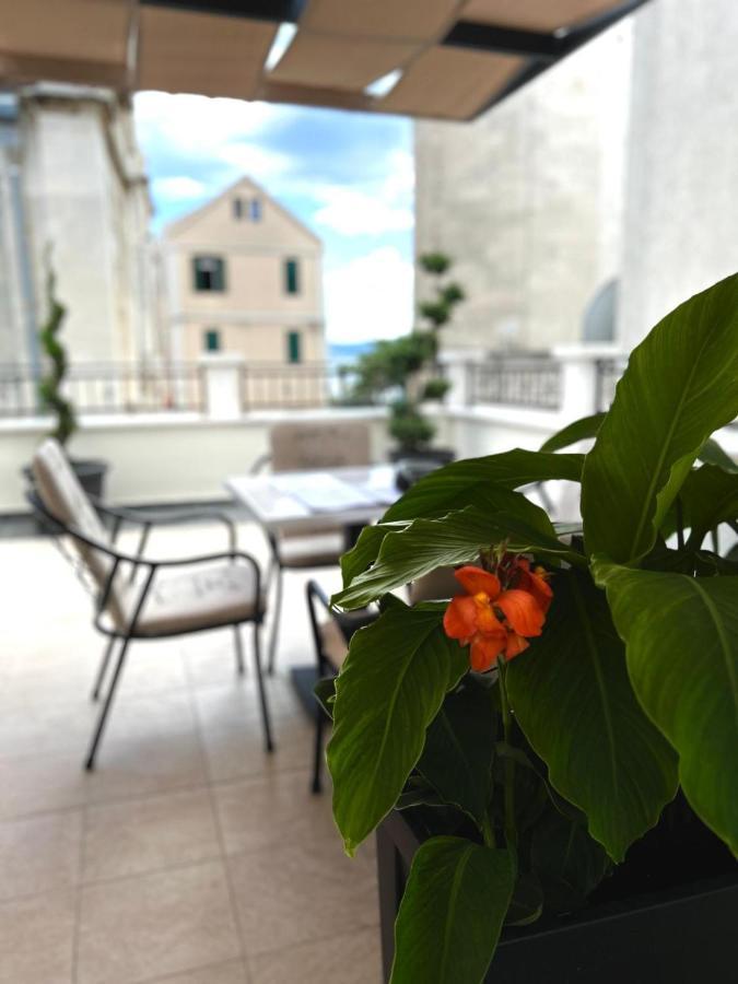 Apartments Villa Mira Kaštela Kültér fotó