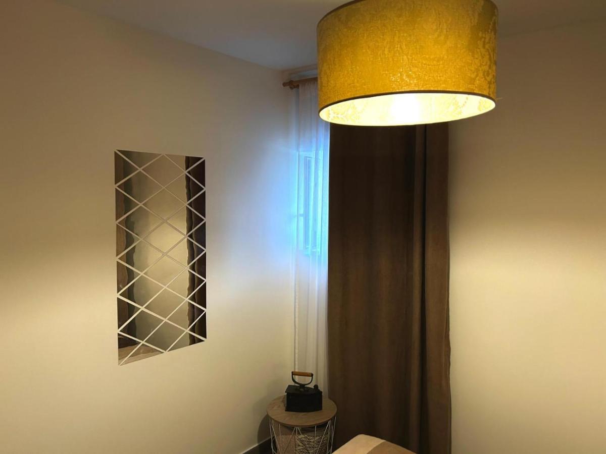 Apartments Villa Mira Kaštela Kültér fotó