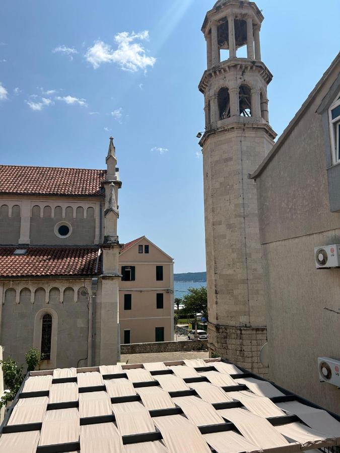 Apartments Villa Mira Kaštela Kültér fotó