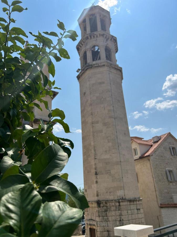 Apartments Villa Mira Kaštela Kültér fotó