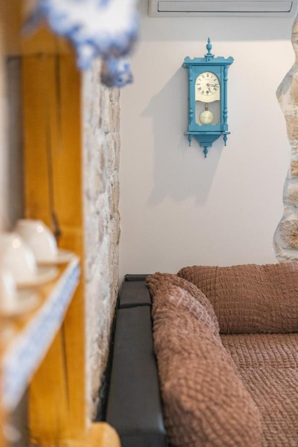 Apartments Villa Mira Kaštela Kültér fotó